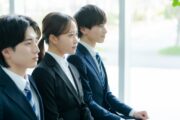 面接で“薄毛”が気になるあなたへ。第一印象を劇的に変える髪型＆簡単対策